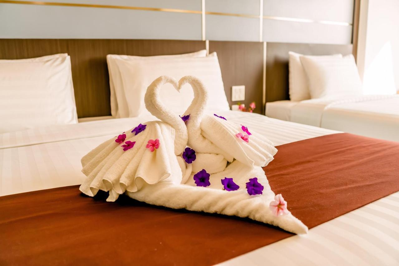 The Proud Hotel Pattaya - Sha Certified Экстерьер фото